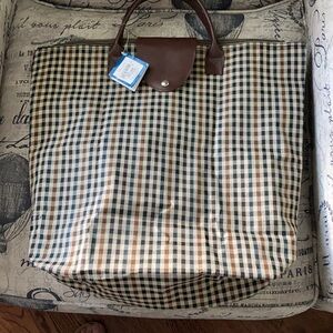 Seagull Studios houndstooth  print lightweight tote